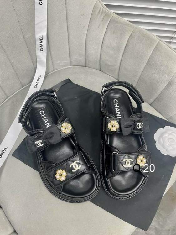Picture of Chanel Shoes _SKUChanelcoloursz35-40XX05032456